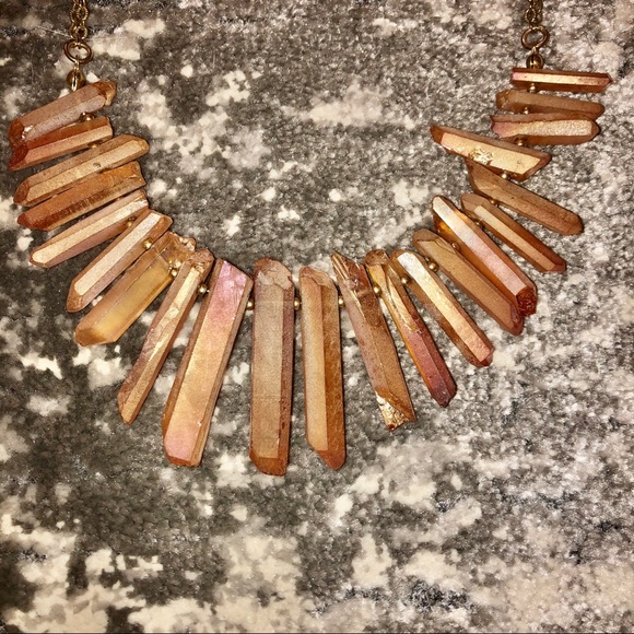 Hand made mauve/ pink quartz necklace - Picture 2 of 4